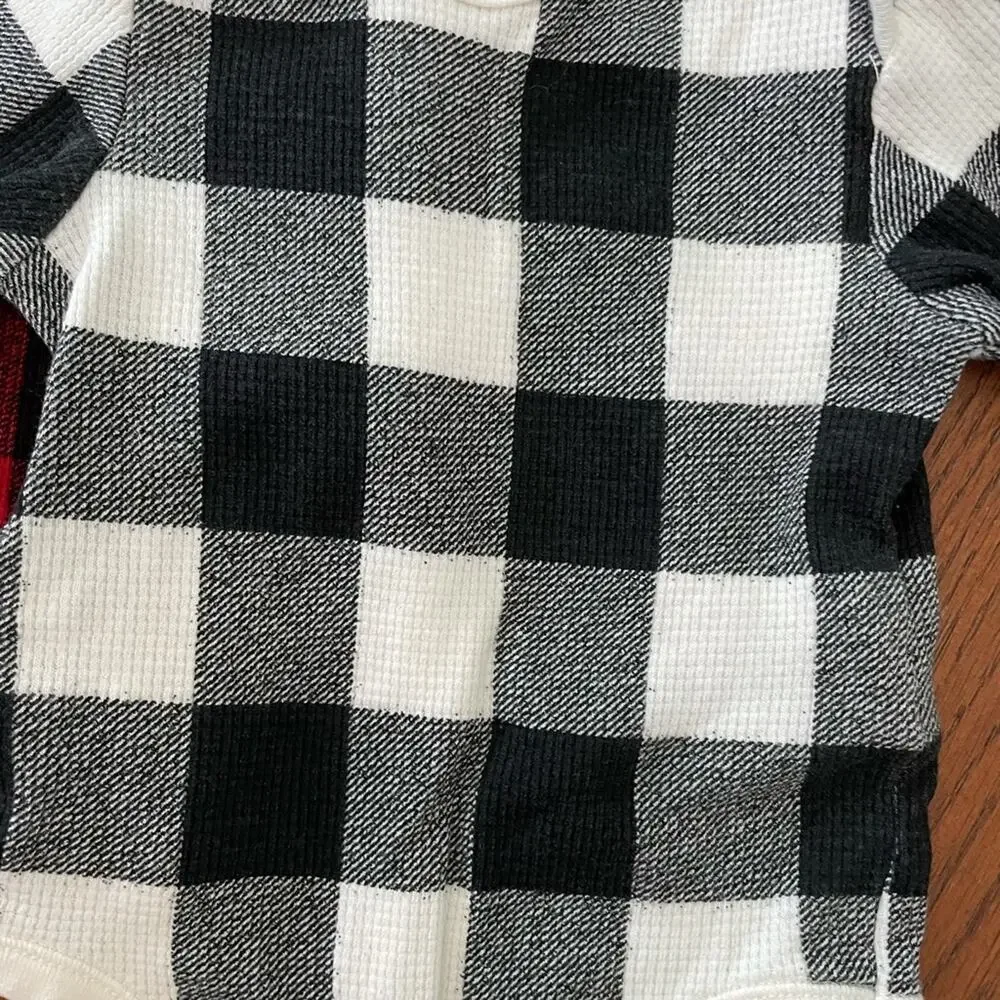 Old Navy 2 Plaid Bodysuits 3-6m